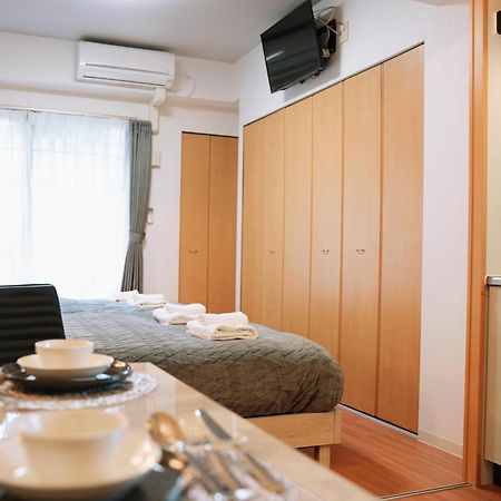Kuromon Royal Apartment Osaka Exterior foto