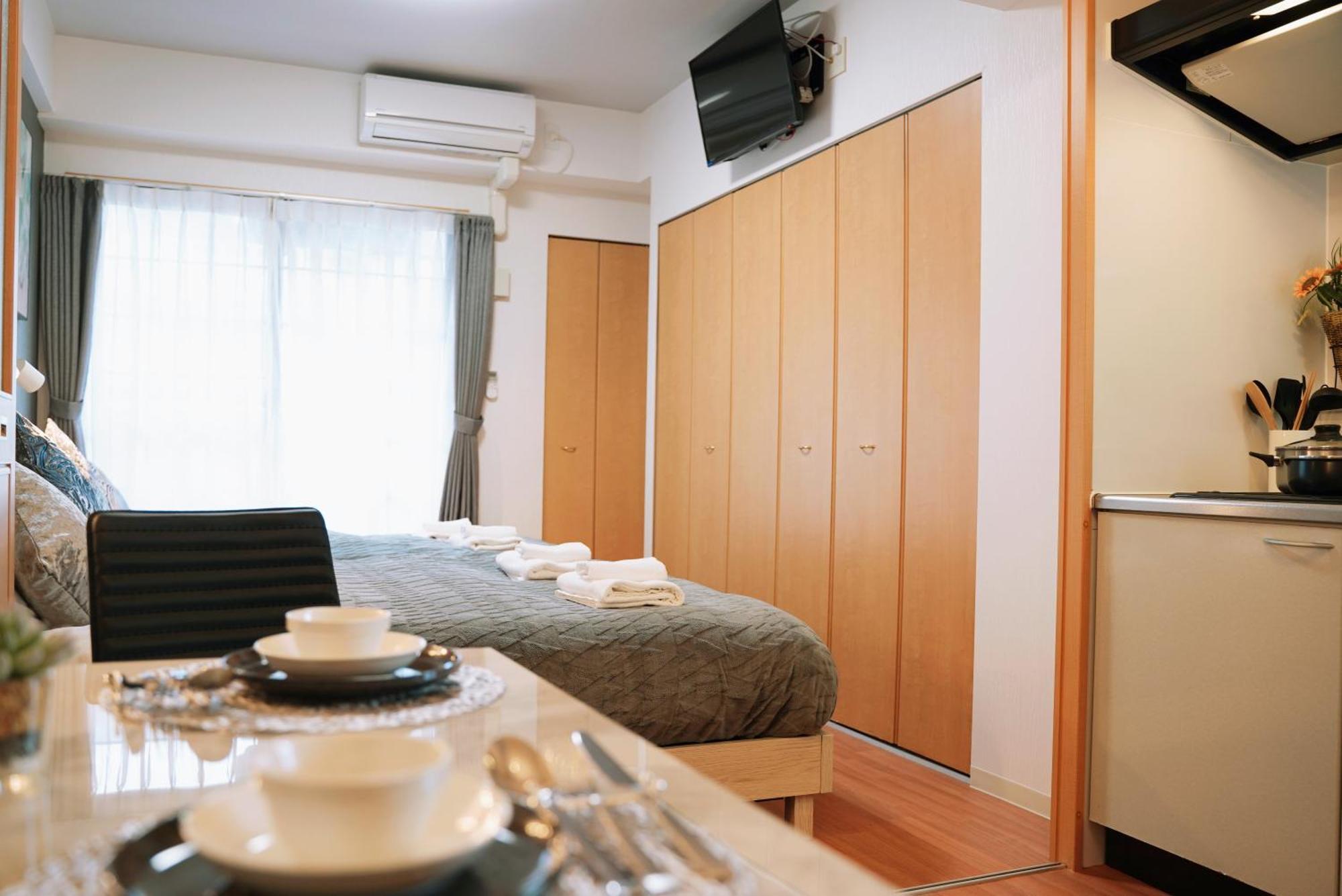 Kuromon Royal Apartment Osaka Exterior foto