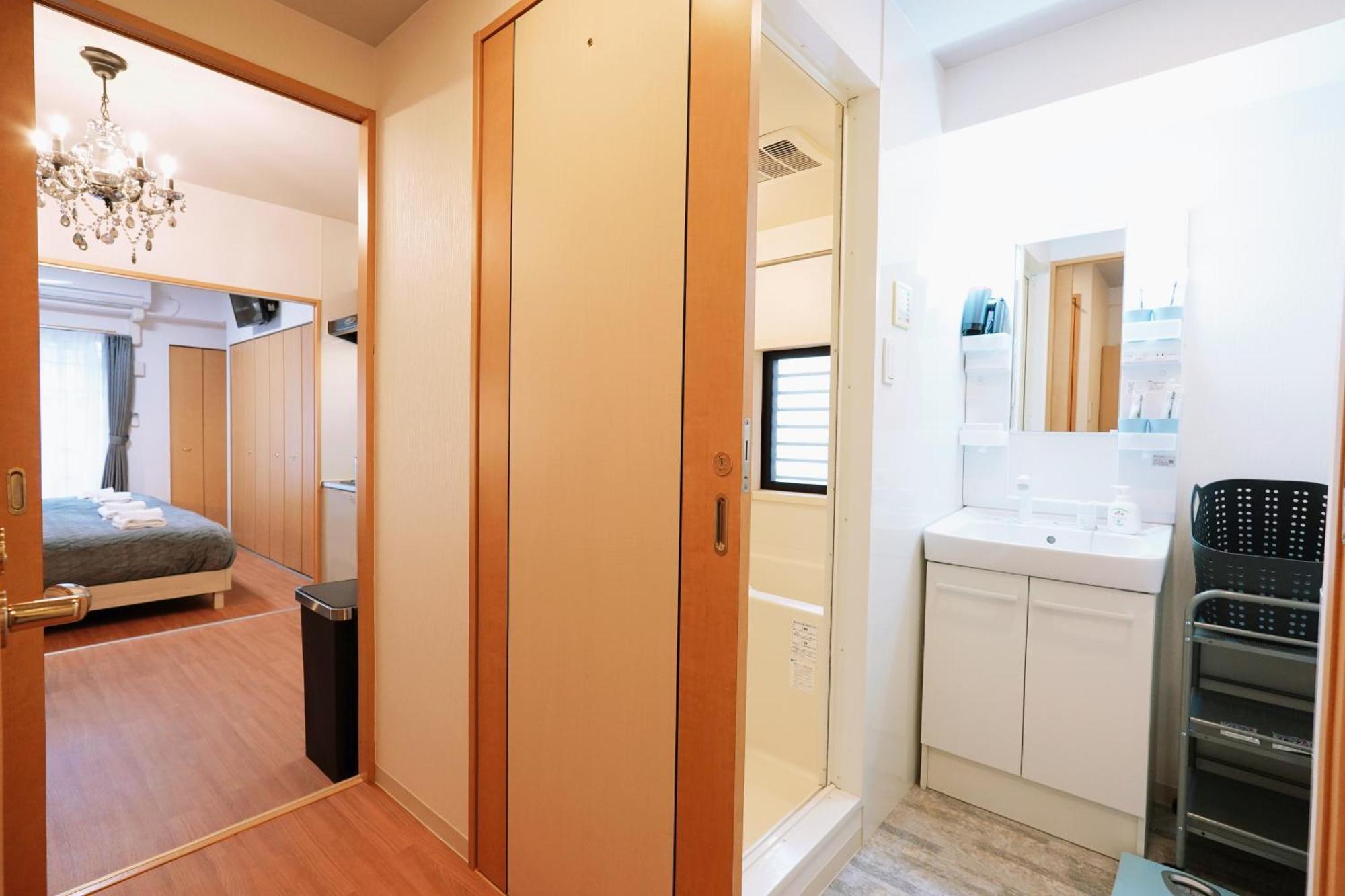 Kuromon Royal Apartment Osaka Exterior foto